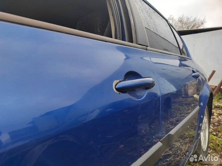 Дверь передняя левая Renault Megane 2 1.4