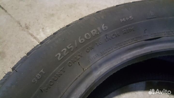 Cooper Weather-Master S/T 2 225/60 R16