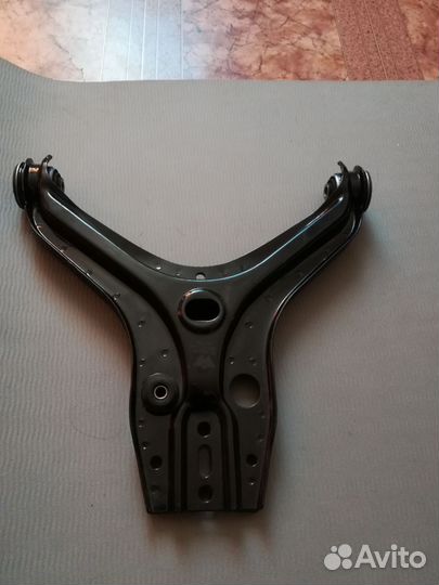 Рычаг Ауди 80 b3/b4