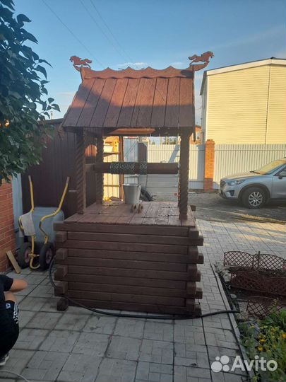 Колодец резной