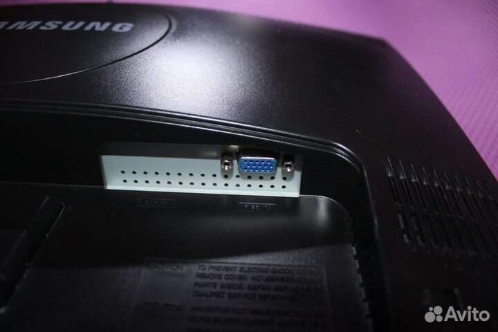 Монитор samsung