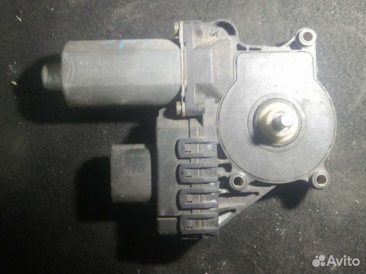 Моторчики стеклоподъемника Ford Focus 1