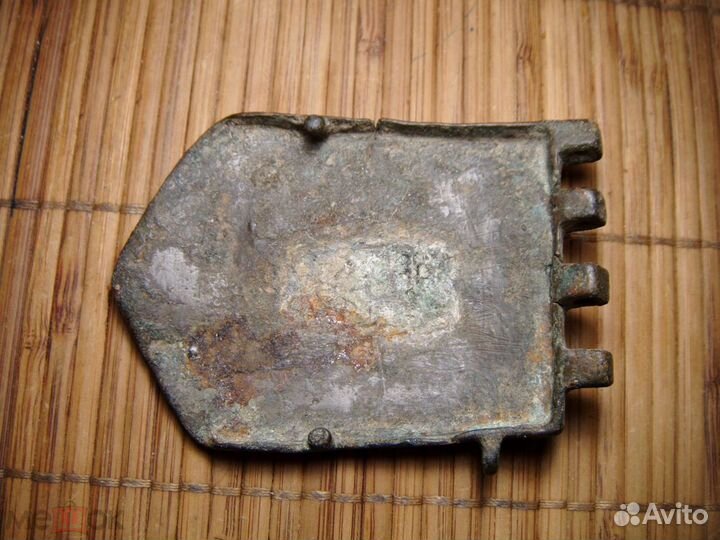 Бляха поясная средневековая