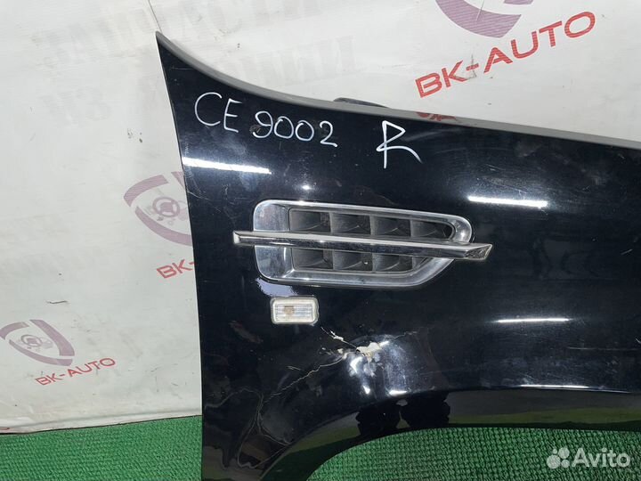 Крыло переднее правое Cadillac Escalade GMT900