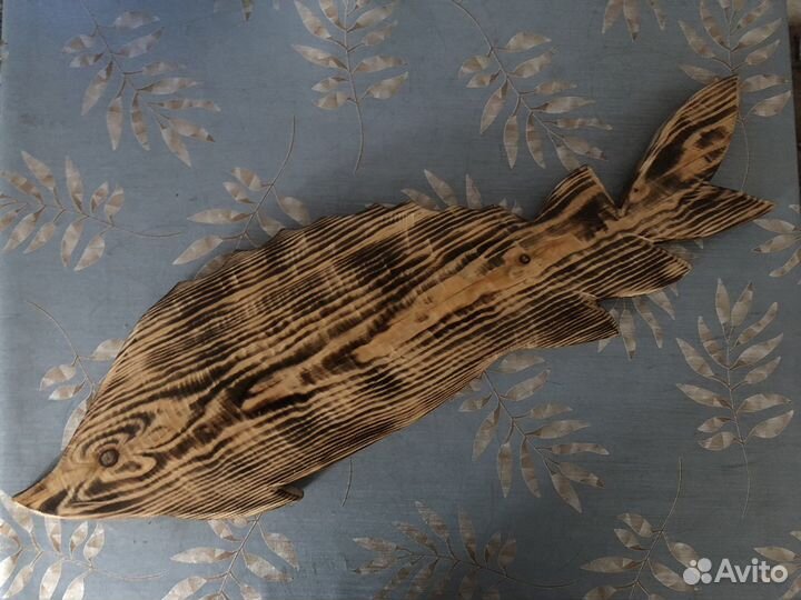 Доска деревянная Стерлядь для подачи