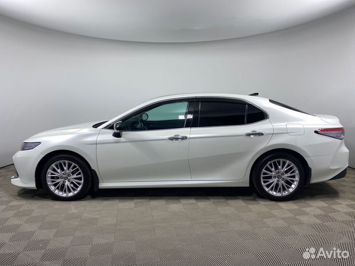 Toyota Camry, 2021
