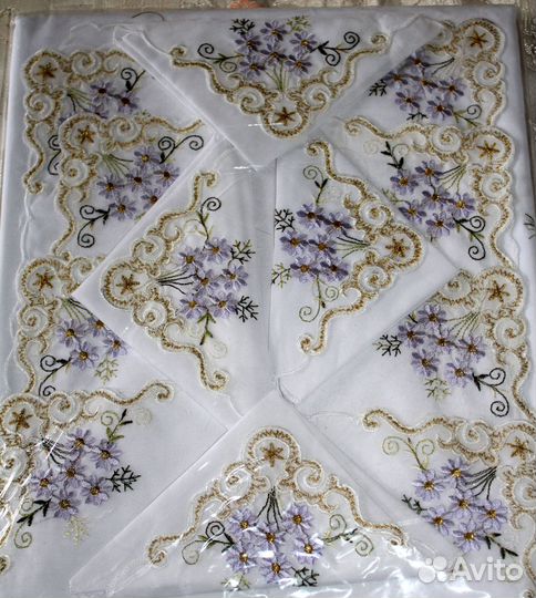 Новый набор - белоснежная скатерть и салфетки