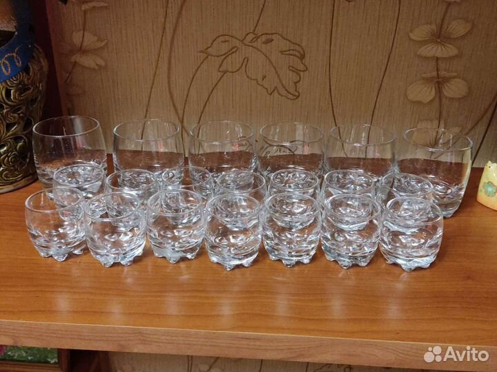 Рюмки и бокалы