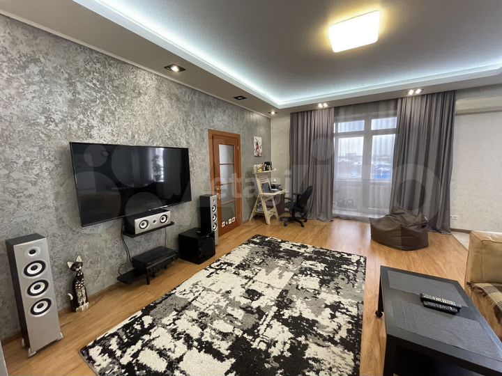 2-к. квартира, 79,9 м², 4/13 эт.