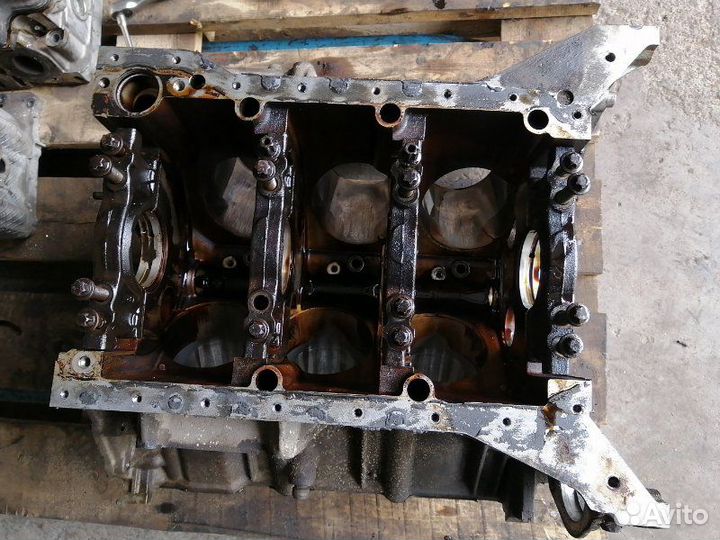 Блок цилиндров Mercedes-Benz E-Class W210 112.913