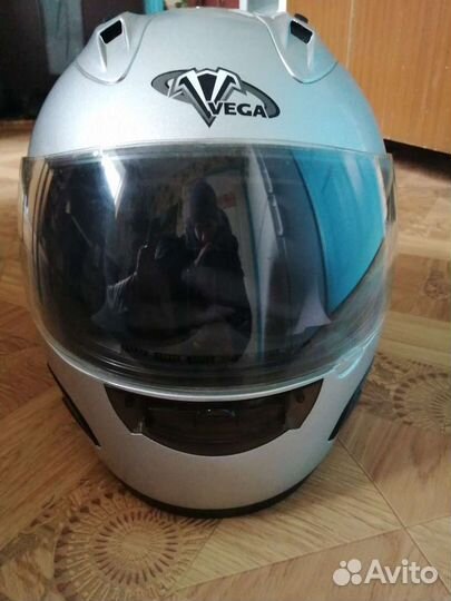 Мото шлем vega