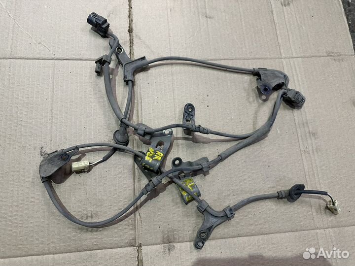 Провод датчика абс toyota corolla 120
