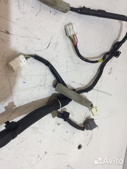 Электропроводка двери передняя правая