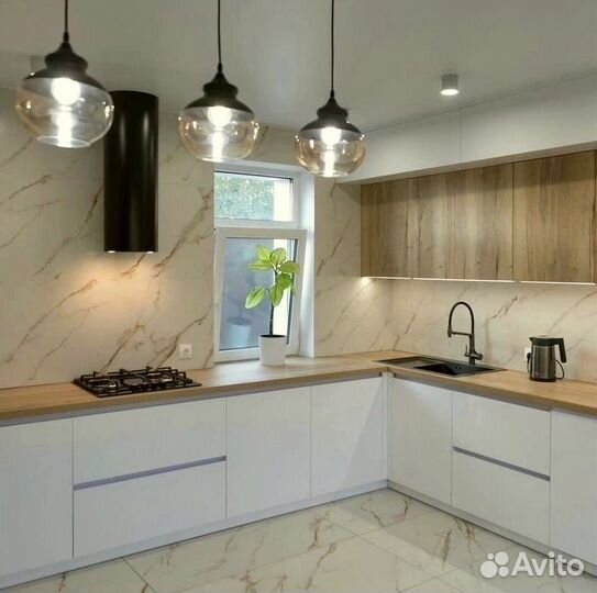 Кухонный гарнитур в современном стиле на заказ