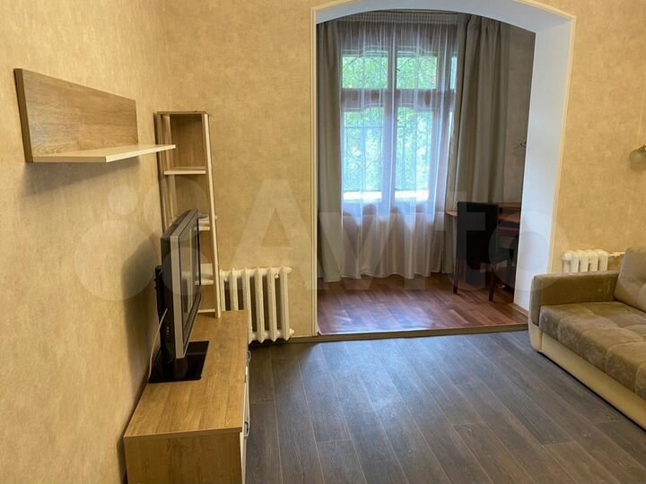 2-к. квартира, 50 м², 2/3 эт.