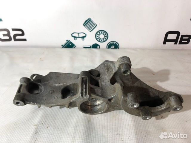 Кронштейн генератора Renault Duster K4MA690 2013