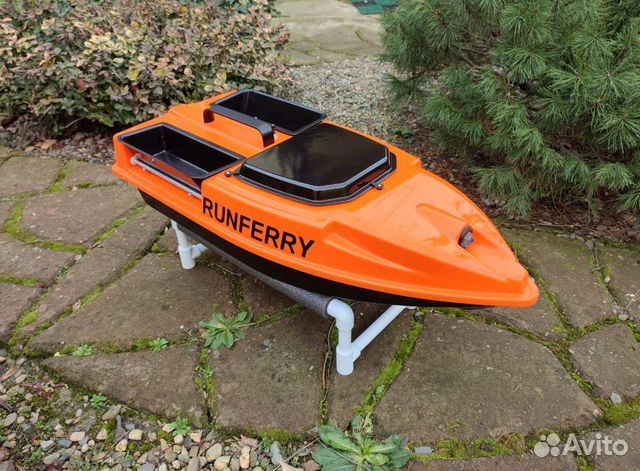 Прикормочный карповый кораблик Ранферри Speed V4