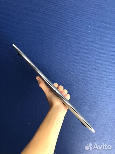 Apple MacBook Air 11 Mid 2011 128гб / Идеал
