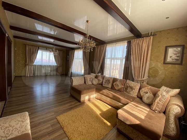 Дом 240 м² на участке 10 сот.