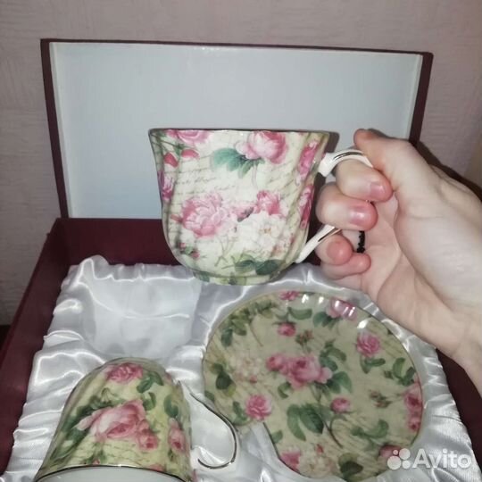 Фарфоровая чайная пара