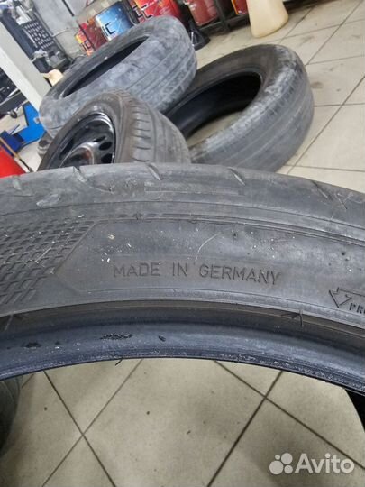 Michelin Pilot Sport 4 245/40 R18 и 265/35 R18