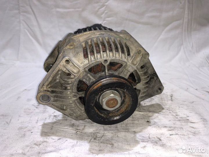 Генератор Renault Megane Scenic Clio Kangoo Laguna