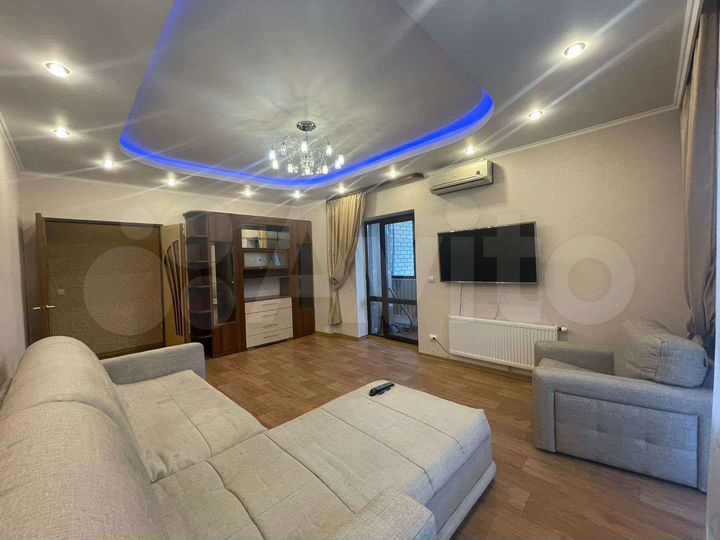 2-к. квартира, 65 м², 10/14 эт.