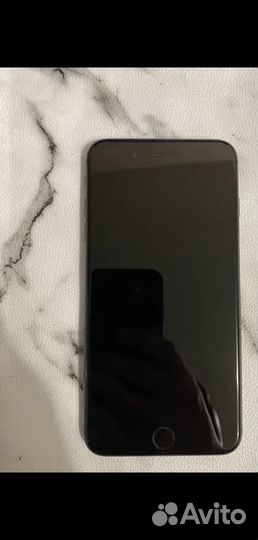 iPhone 8 Plus, 64 ГБ