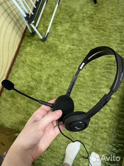 Продам гарнитуру наушников
