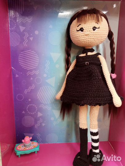 Вязаная кукла ручной работы