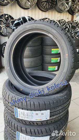Maxtrek Maximus M1 215/45 R16