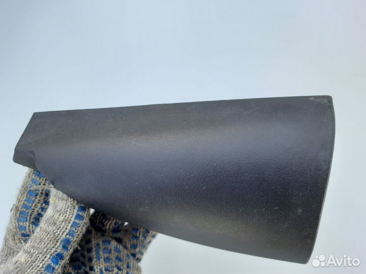 Крышка зеркала внутреняя правая Ford Fusion