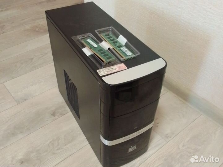 Корпус для пк + блок питания+ озу 4гб