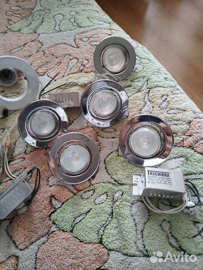 Светильник встраиваемый