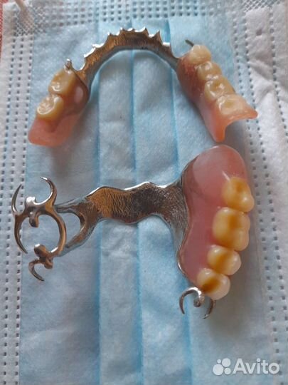 Зубной протэз