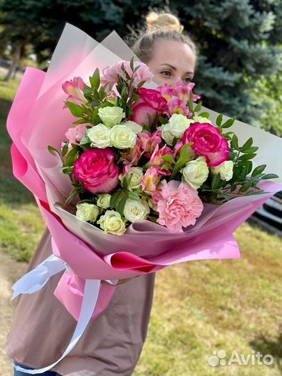 Цветы розы с доставкой