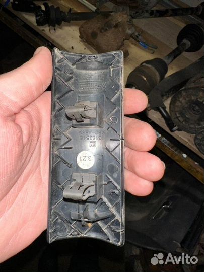 Пластик салона Opel Zafira B Z18XER