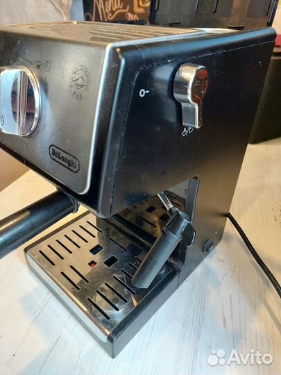 Кофеварка рожковая delonghi