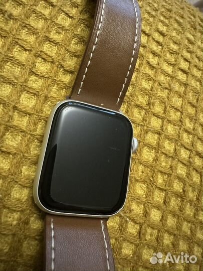 Часы apple watch SE 44 mm nike