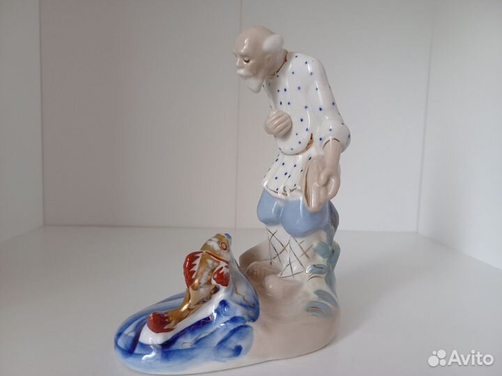 Статуэтка Старик и золотая рыбка Гжель СССР