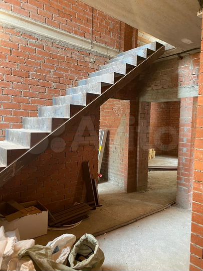 Коттедж 160 м² на участке 7 сот.