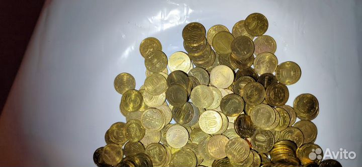 Юбилейные 10 рублёвые монеты 342 штуки