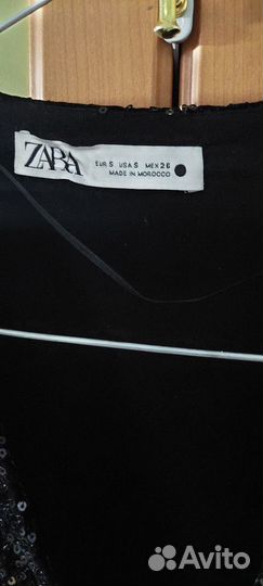 Платье Zara S бархатное в пайетках