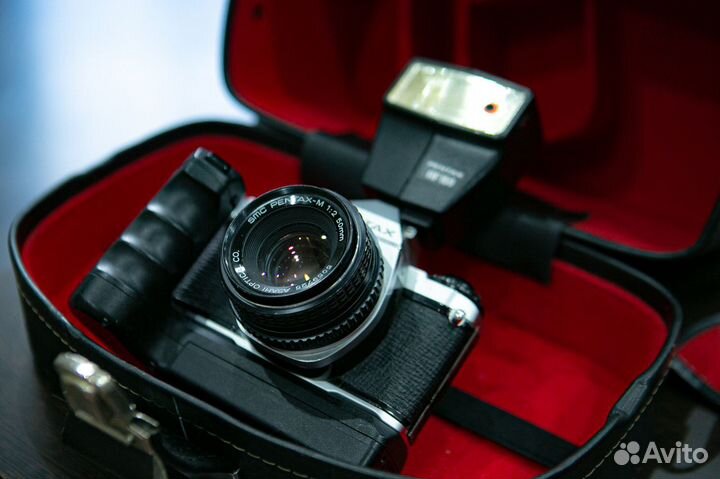 Фотоаппарат Pentax MV-1 + 2 объектива + вспышка
