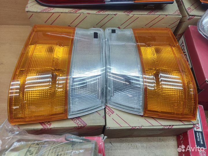 Фонари поворотники фильтры, Toyota Hiace H100