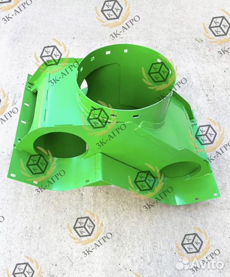 Корпус шнека John Deere AH215724