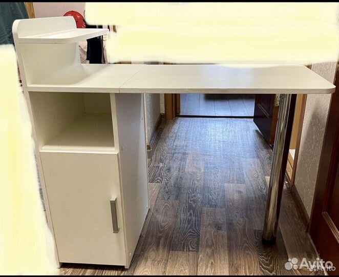 Стол для маникюра