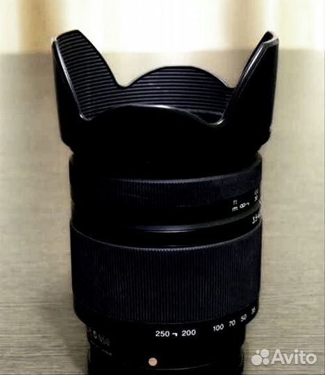 Sony DT 18-250mm/3.5-6.3 SAL для зеркалок
