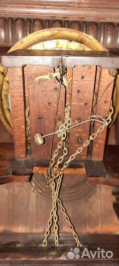 Старинные настенные часы