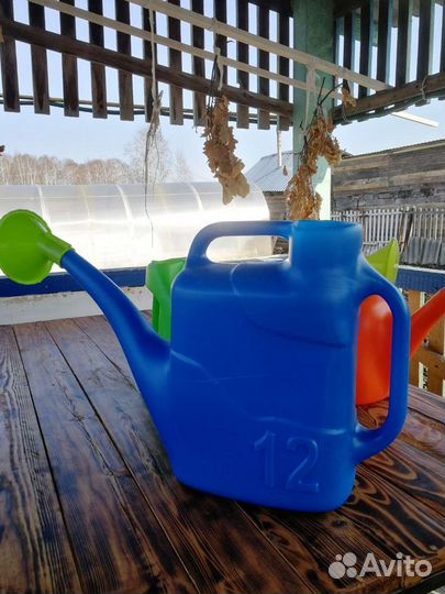 Лейка садовая 12, 10, 8 литров новые